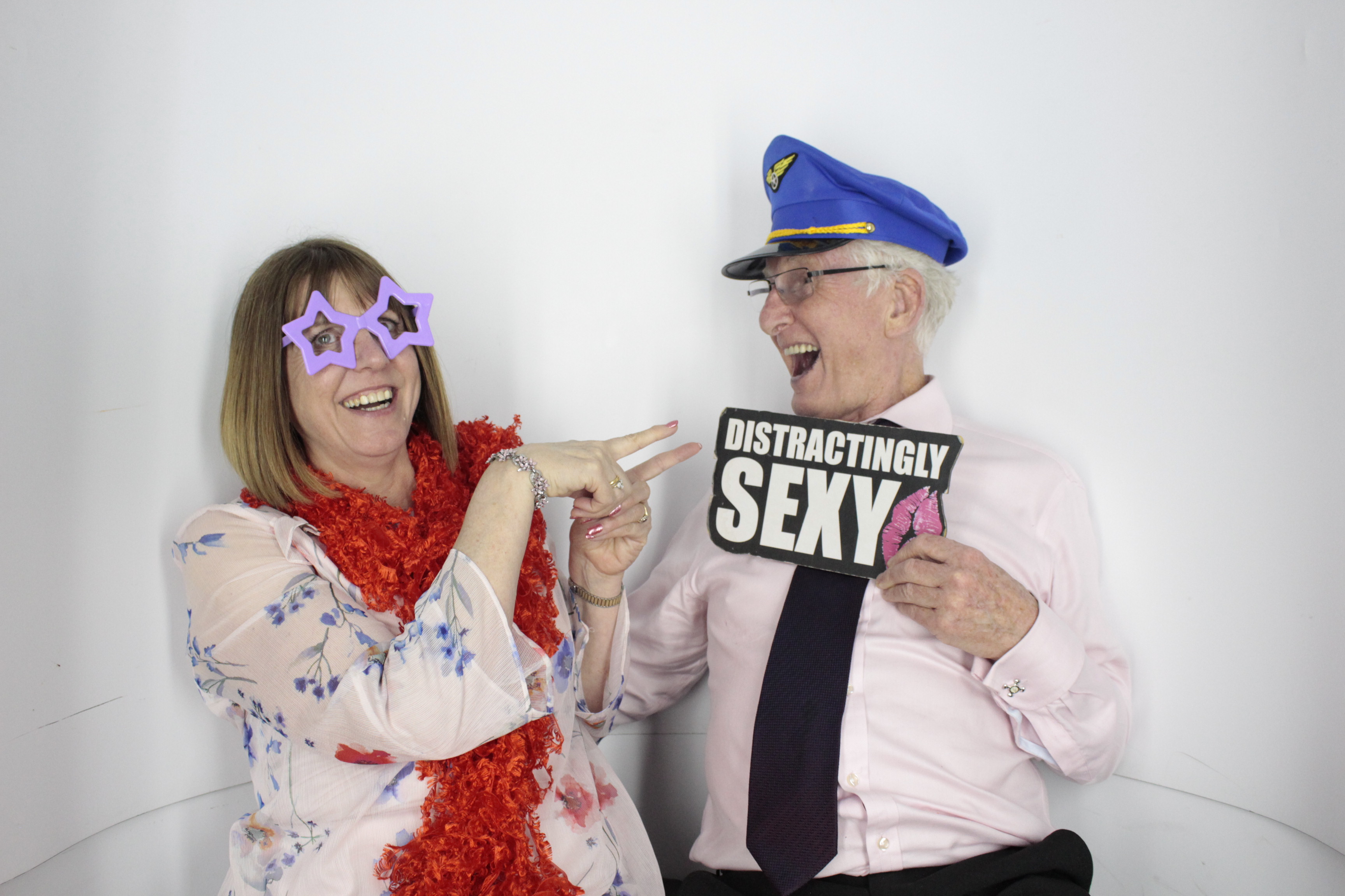 Andy & Leah's Wedding | View more photos from the event at gallery.myphotoboothexperience.co.uk/u/MyPhotoBoothExperienceLtd/Andy-Leahs-Wedding